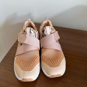 Tiem cycling/ spin class shoes, lightly worn.